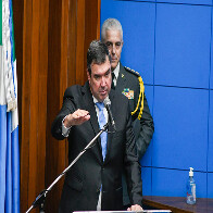 Riedel toma posse na Assembleia e reafirma compromisso com desenvolvimento e cuidado das pessoas