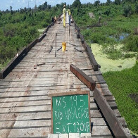 Ponte sobre Rio Nabileque na regi&atilde;o do Pantanal recebe manuten&ccedil;&atilde;o e reforma completa