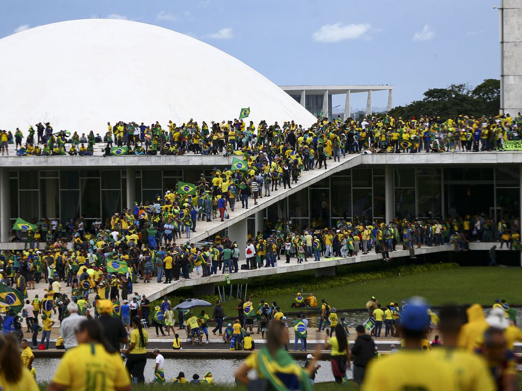 Valor bloqueado de financiadores golpistas sobe para R$ 18,5 milhões