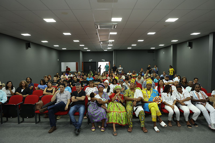 Em reunião com agentes culturais, SETESCC e FCMS definiram a data do Festival América do Sul, em Corumbá