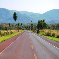 Governador discute obras da rota bioce&acirc;nica com setor de transportes de MS
