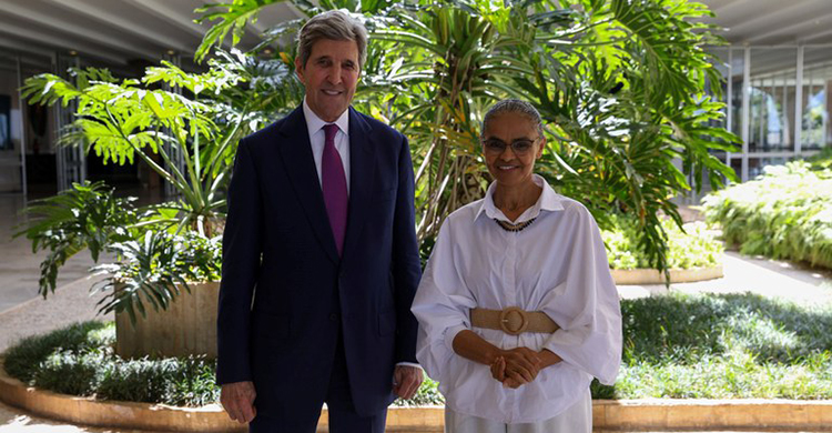 “Nós temos o compromisso de trabalhar com o Fundo Amazônia”, diz John Kerry, após reunir-se com a ministra Marina Silva
