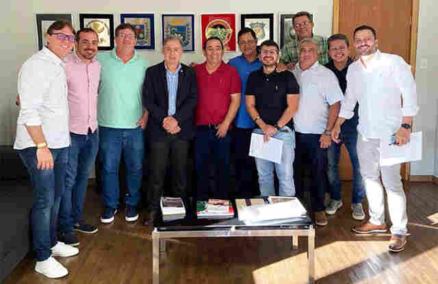 Por investimentos em Corumb&aacute;, prefeito e vereadores se re&uacute;ne com secret&aacute;rios de Seguran&ccedil;a e Educa&ccedil;&atilde;o do MS