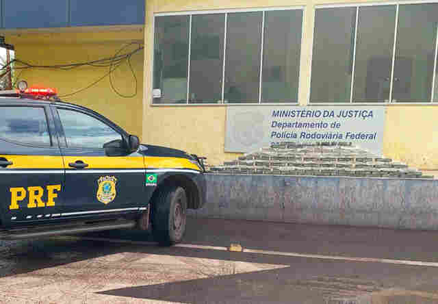 PRF apreende 101 Kg de pasta base de coca&iacute;na em Corumb&aacute;
