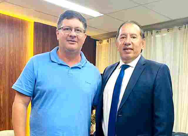 Presidente da C&acirc;mara de Corumb&aacute; busca emenda com deputado Gerson Claro para aplicar na sa&uacute;de