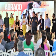 Campanha de solidariedade, &ldquo;Seu Abra&ccedil;o Aquece&rdquo; arrecada 127 mil itens de inverno