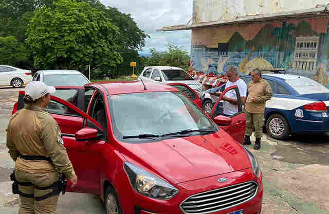 Ve&iacute;culos de aplicativo s&atilde;o aprovados em vistoria da AGETRAT e recebem autoriza&ccedil;&atilde;o por Qrcode