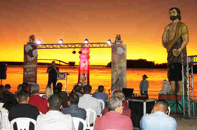 Prefeito anuncia programa&ccedil;&atilde;o do Arraial do Banho de S&atilde;o Jo&atilde;o nesta ter&ccedil;a-feira, no Porto Geral