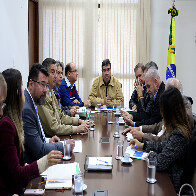 Governador discute com bancada federal medidas para proteger MS de perdas com a reforma tribut&aacute;ria