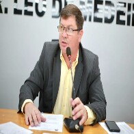 Presidente da C&acirc;mara atende comunidade e pede melhorias para o Jardinzinho