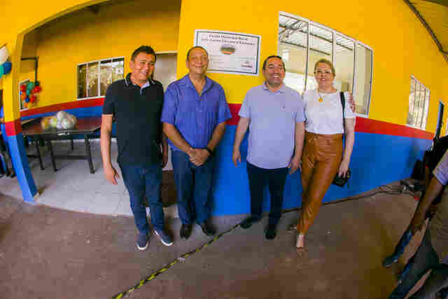 Prefeitura entrega reforma da Escola Rural Polo Carlos C&aacute;rcano, no assentamento Urucum