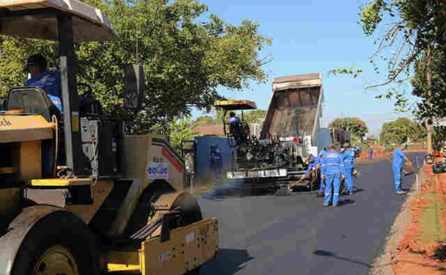 Para asfaltar munic&iacute;pios, Governo do Estado cria grupo para levantar informa&ccedil;&otilde;es sobre vias urbanas