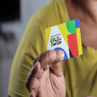 Caixa come&ccedil;a a pagar parcela do Bolsa Fam&iacute;lia de julho 