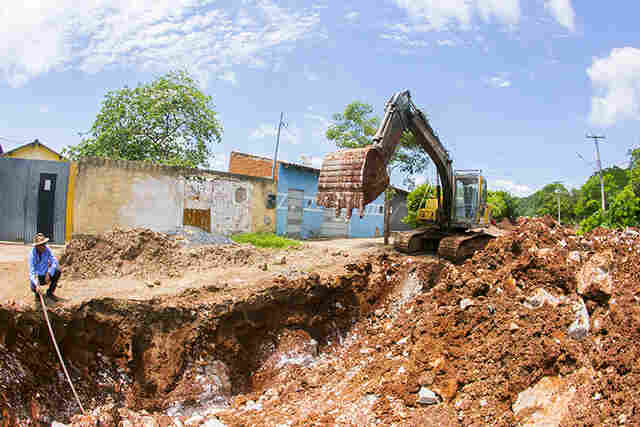 Dez bairros de Corumb&aacute; v&atilde;o receber novas obras de asfalto do Governo do Estado or&ccedil;ado em R$ 25,5 milh&otilde;es