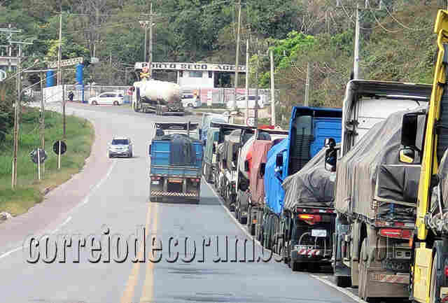 Em Corumb&aacute; ou Lad&aacute;rio, novo porto seco deve dobrar movimento na fronteira