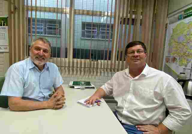 Programa Municipal de Educa&ccedil;&atilde;o Fiscal &eacute; tratado em agenda do presidente da C&acirc;mara de Corumb&aacute; na Capital
