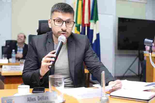 Allex Dellas busca informa&ccedil;&otilde;es sobre implanta&ccedil;&atilde;o de aterro sanit&aacute;rio na regi&atilde;o