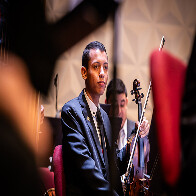 Orquestra Sinf&ocirc;nica Brasileira receber&aacute; jovem violonista de Corumb&aacute; para uma resid&ecirc;ncia de 6 meses