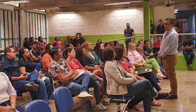 Gestores das escolas da Rede Municipal definem atividades para retorno das aulas no dia 18