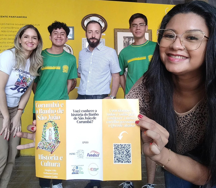 Protagonistas da EE Júlia Gonçalves Passarinho lançam Cartilha “Corumbá e o banho de São João”