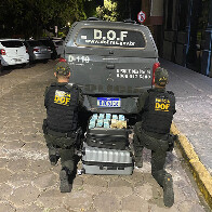 V&Iacute;DEO: DOF prende casal com R$ 90 mil em esp&eacute;cie em Corumb&aacute;