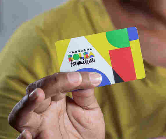 Bolsa Fam&iacute;lia impulsiona economia dos munic&iacute;pios, incluindo empregos