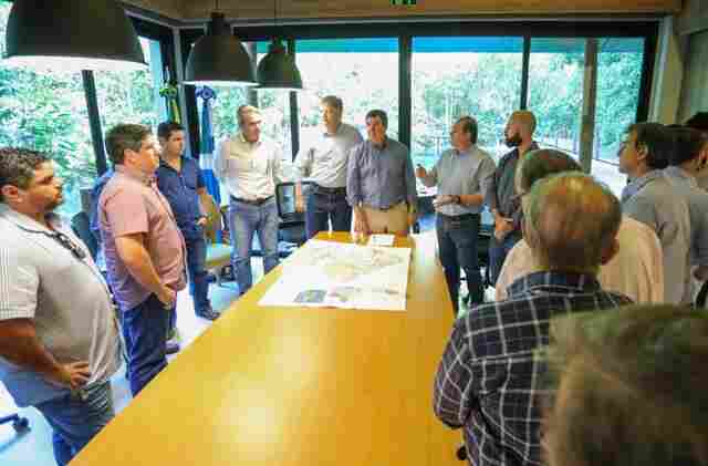 Governador de MS se re&uacute;ne com produtores pantaneiros para discutir &lsquo;Lei do Pantanal&rsquo;