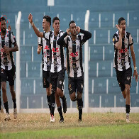 Jogador do Corumbaense FC sofre princ&iacute;pio de infarto ap&oacute;s vit&oacute;ria na estr&eacute;ia em Campo Grande 