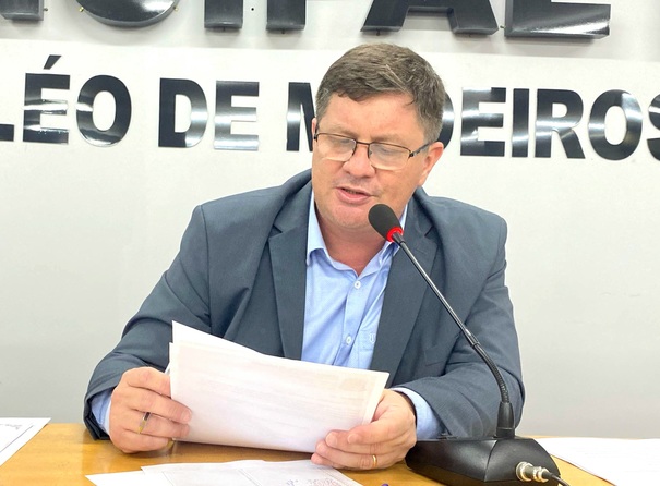 Vereador reivindica uma s&eacute;rie de melhorias para atender comunidade do Bairro Generoso