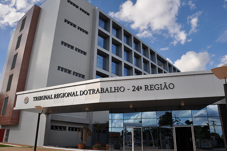 Tribunal Regional do Trabalho da 24&ordf; Regi&atilde;o realiza Solenidade e Semin&aacute;rio em comemora&ccedil;&atilde;o aos 30 anos da instala&ccedil;&atilde;o em Mato Grosso do Sul