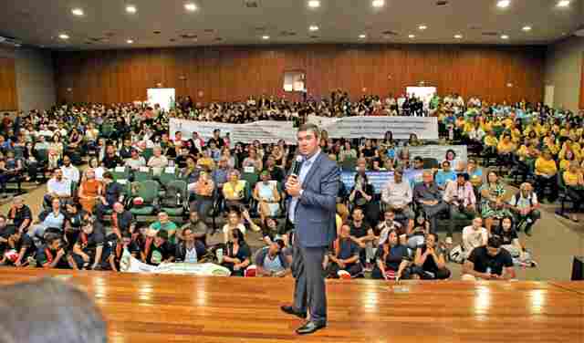 UEMS: Governador anuncia novos cursos e Centro de Sa&uacute;de que ser&aacute; refer&ecirc;ncia para autistas