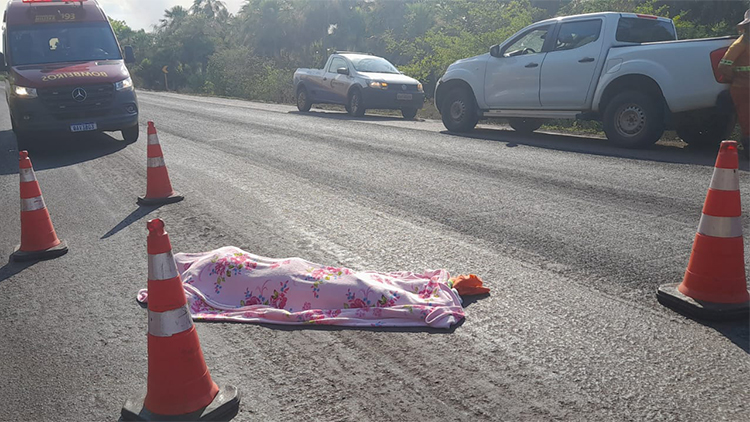 Trabalhador que realizava reparos na BR-262 morre atropelado
