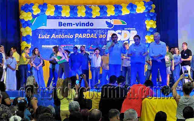 Em Corumb&aacute;, ato de filia&ccedil;&atilde;o do PSDB reuniu mais de 5 mil pessoas