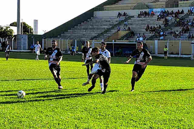 Portuguesa e Corumbaense vencem e mant&eacute;m as primeiras posi&ccedil;&otilde;es na S&eacute;rie B Estadual 