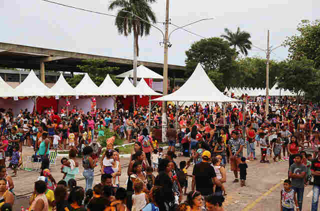 Natal Estrelado vai distribuir 8 mil brinquedos para crian&ccedil;as de 0 a 8 anos inscritas no Cad&Uacute;nico 