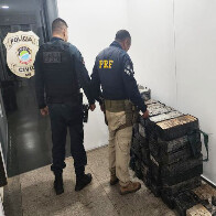 Motorista em liberdade condicional por tr&aacute;fico de drogas &eacute; detido na BR-262 com 649 Kg de coca&iacute;na