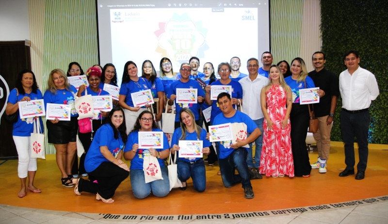 Celebra&ccedil;&atilde;o do Pr&ecirc;mio Professor NOTA 10 exalta iniciativas inovadoras em educa&ccedil;&atilde;o