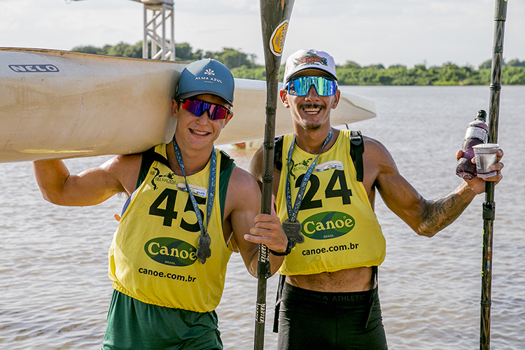 Em 1&ordf; participa&ccedil;&atilde;o, atleta de Bras&iacute;lia vence 20 km da Canoagem no Eco Pantanal Extremo