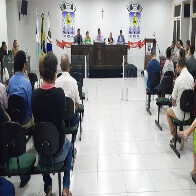 Em nova vota&ccedil;&atilde;o, 7 dos 11 vereadores aprovam projeto que vai beneficiar servidores municipais de Lad&aacute;rio 