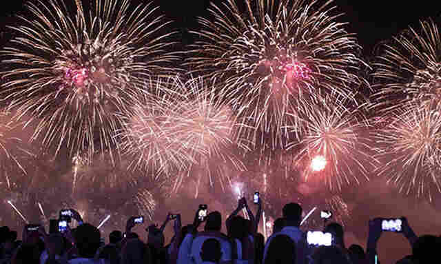 M&eacute;dicos alertam sobre riscos do manuseio de fogos de artif&iacute;cio