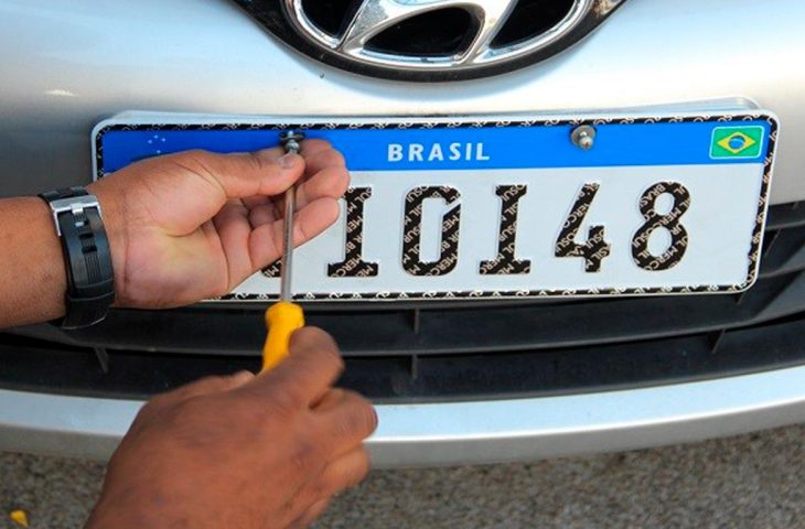 Emplacamento de ve&iacute;culos supera m&eacute;dia nacional e registra alta de 14% em Mato Grosso do Sul