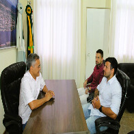 Prefeitura de Lad&aacute;rio e Pol&iacute;cia Federal discutem parceria para instru&ccedil;&atilde;o de integrantes da Guarda Municipal