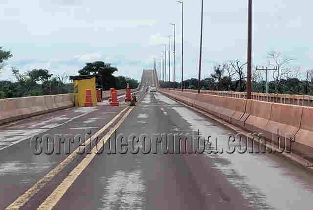 Agesul instalar&aacute; estrutura met&aacute;lica para travessia provis&oacute;ria de ve&iacute;culos durante obras de recupera&ccedil;&atilde;o na ponte da BR-262