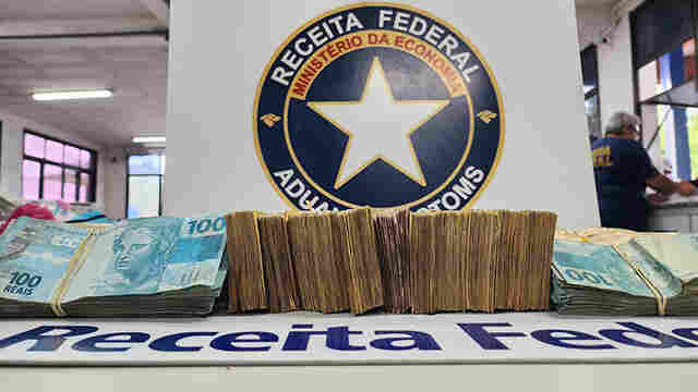 Boliviana &eacute; detida tentando sair do Brasil com 82 mil reais por estrada vicinal de Corumb&aacute;