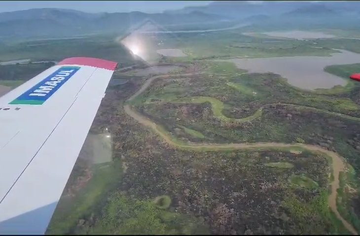 Com aeronaves e equipes em solo, bombeiros de MS atuam para controlar inc&ecirc;ndio no Pantanal