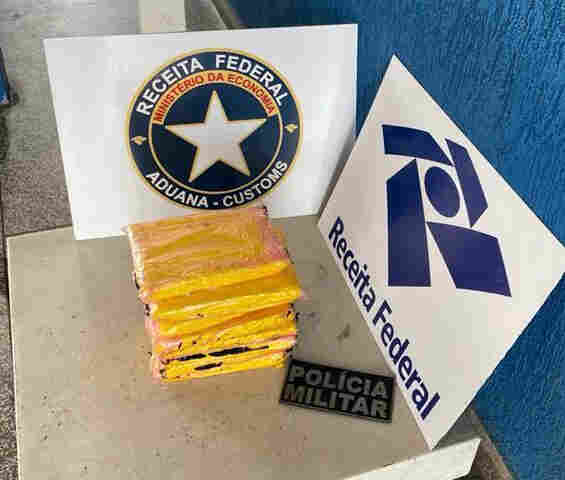 Peruano &eacute; detido na fronteira tentando ingressar no Pa&iacute;s com 9,4 kg de droga