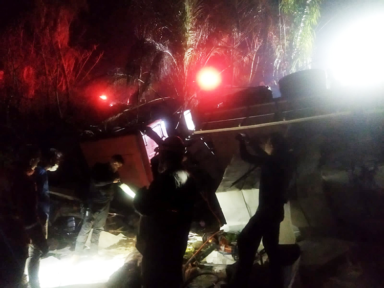 Motorista morre em colis&atilde;o entre duas carretas na BR-262 em Corumb&aacute;