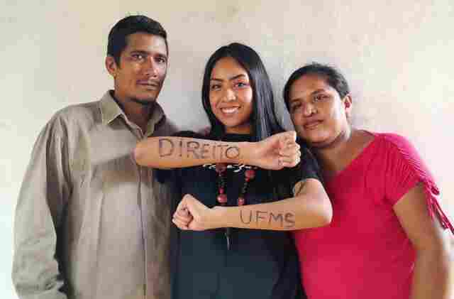 Jovem Terena da Rede Estadual de Ensino &eacute; aprovada em 1&ordm; lugar no curso de Direito da UFMS