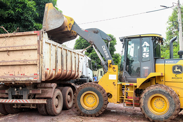 Prefeitura de Lad&aacute;rio garante cumprimento do Cronograma de Limpeza em parceria com a comunidade