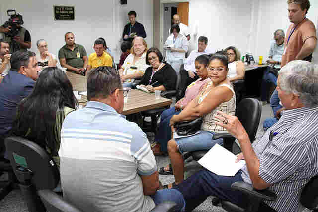 Agricultores familiares de Corumb&aacute; poder&atilde;o ter escola e reduzir &ecirc;xodo rural